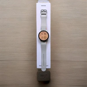 Samsung Galaxy Watch 7 44mm - Zdjęcie 1 z 4