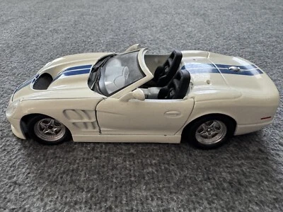 Auto Maisto pressofusa 1/24 Shelby serie uno 1999 - Immagine 1 di 4