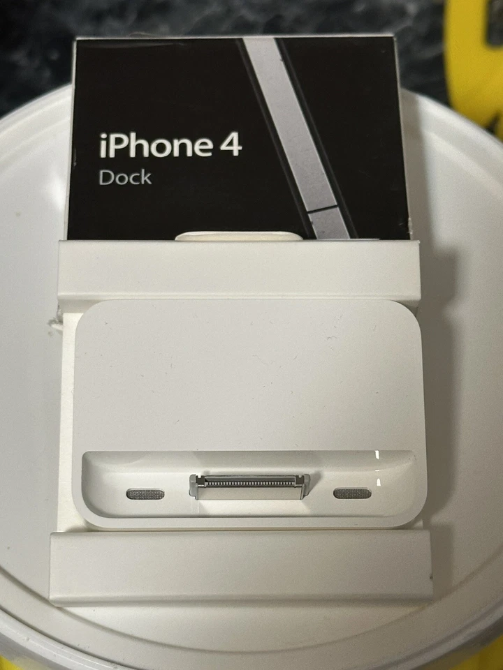 iPhone 4 Dock MC596ZM/B Apple - Open Box, Never Used - Image 1 of 4