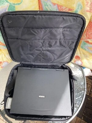 Laptop Targa Xtender 300  Green 797 - Bild 1 von 4