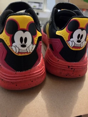 Mickey Mouse Kinder Schuhe Gr 32 Jungen Adidas Disney - Bild 1 von 4