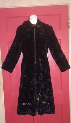 Abrigo con Capucha De Colección Años 70 Piel Sintética Bordado Flores Champiñón Negro Por North Bay Foto 1 de 4