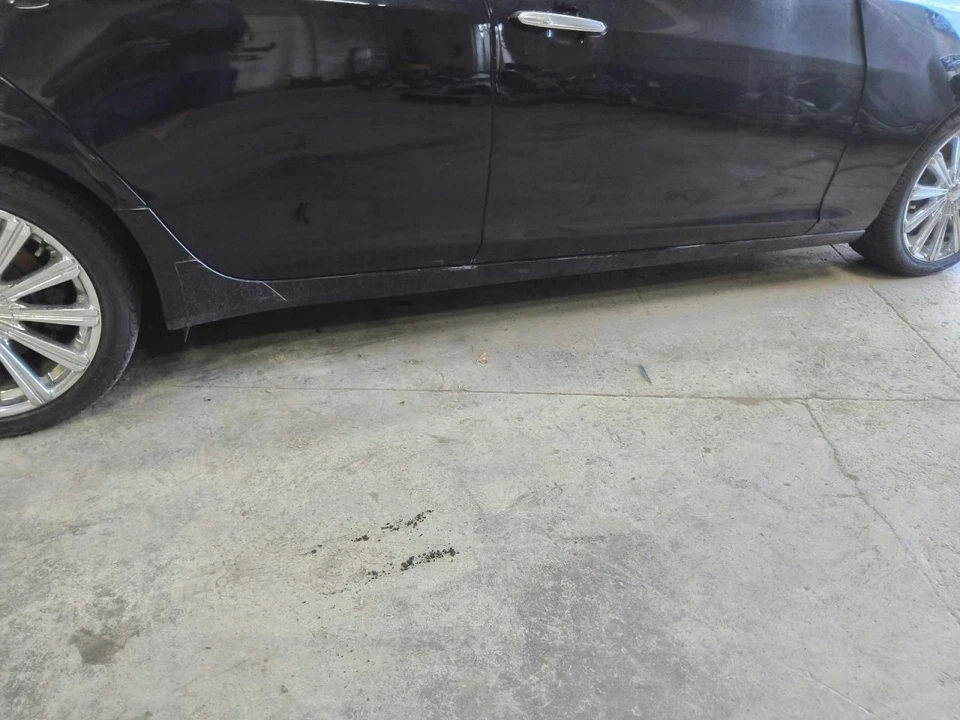 Passenger Side Cadillac CTS       2019 Rocker Panel Moulding 621211 Foto 1 de 1