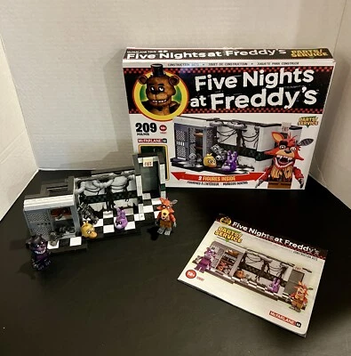 “McFarlane Five Nights Freddy's Parts & Service Construction Set FNAF Complete - Image 1 of 4