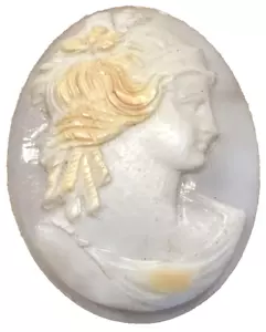 Cammeo alla lavanda molto pallido; Lady con riccioli Auburn 1" per 1 3/8", non impostato - Foto 1 di 3