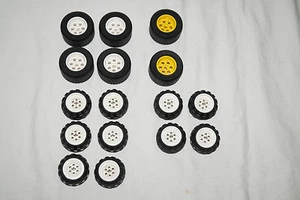 LEGO Technic 16 St Wheels 43.2 x 28 S 49.6 VR - Picture 1 of 4