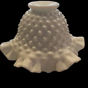 Fenton Hobtail Rüschenmilchglas - Bild 1 von 7