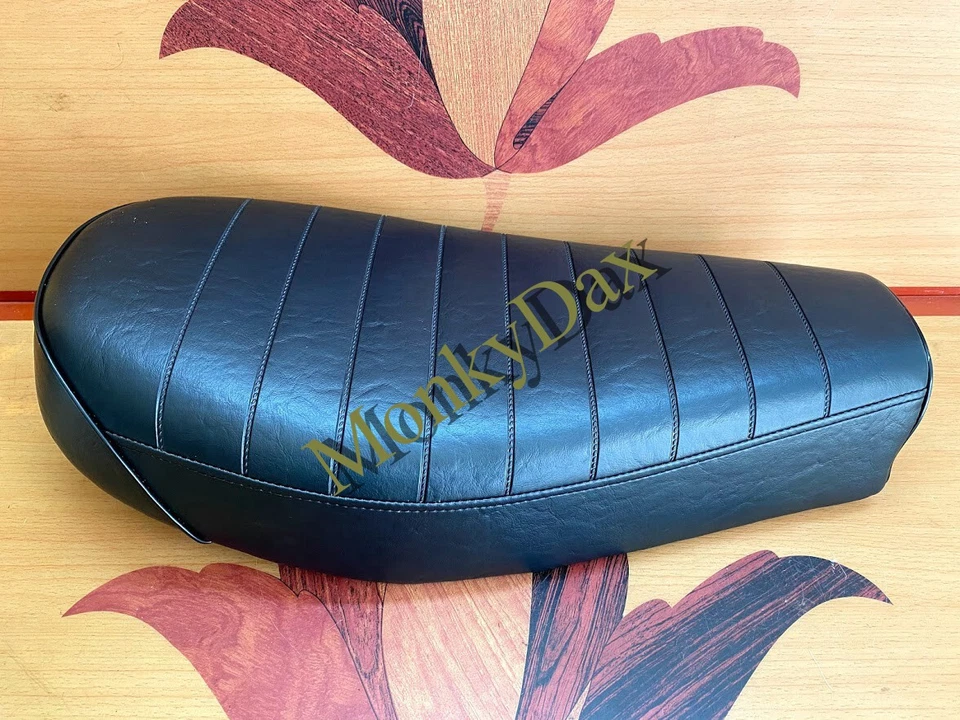 Honda SL350 K1 1970-1971 asiento. Sillín SL350K1 nueva reproducción. Bandeja de asiento de metal. Foto 1 de 4