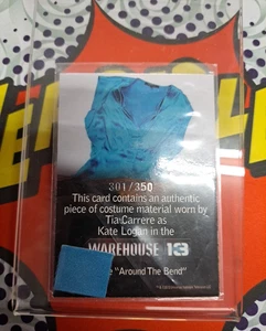 Disfraz Warehouse 13 Swatch Tia Carrere como Kate Logan #301/350 "Alrededor de la curva" - Imagen 1 de 2