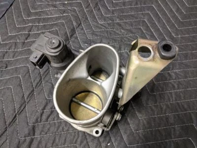 Корпус дроссельной заслонки в сборе для BMW E36 3-Series 13541247756 - Изображение 1 из 4