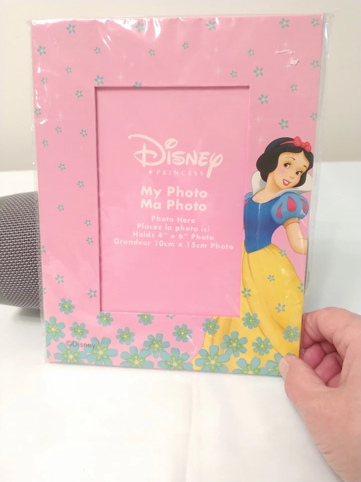 Marco de fotos de cartón de princesas Disney 4*6 foto NUEVO Foto 1 de 3