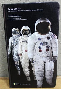 Raumanzüge: The Smithsonian National Air and Space Museum Collection by Amanda - Bild 1 von 10