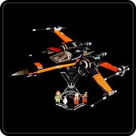 Display stand angled + slots for 75102 Poe's X-Wing Fighter (Star Wars-Lego)