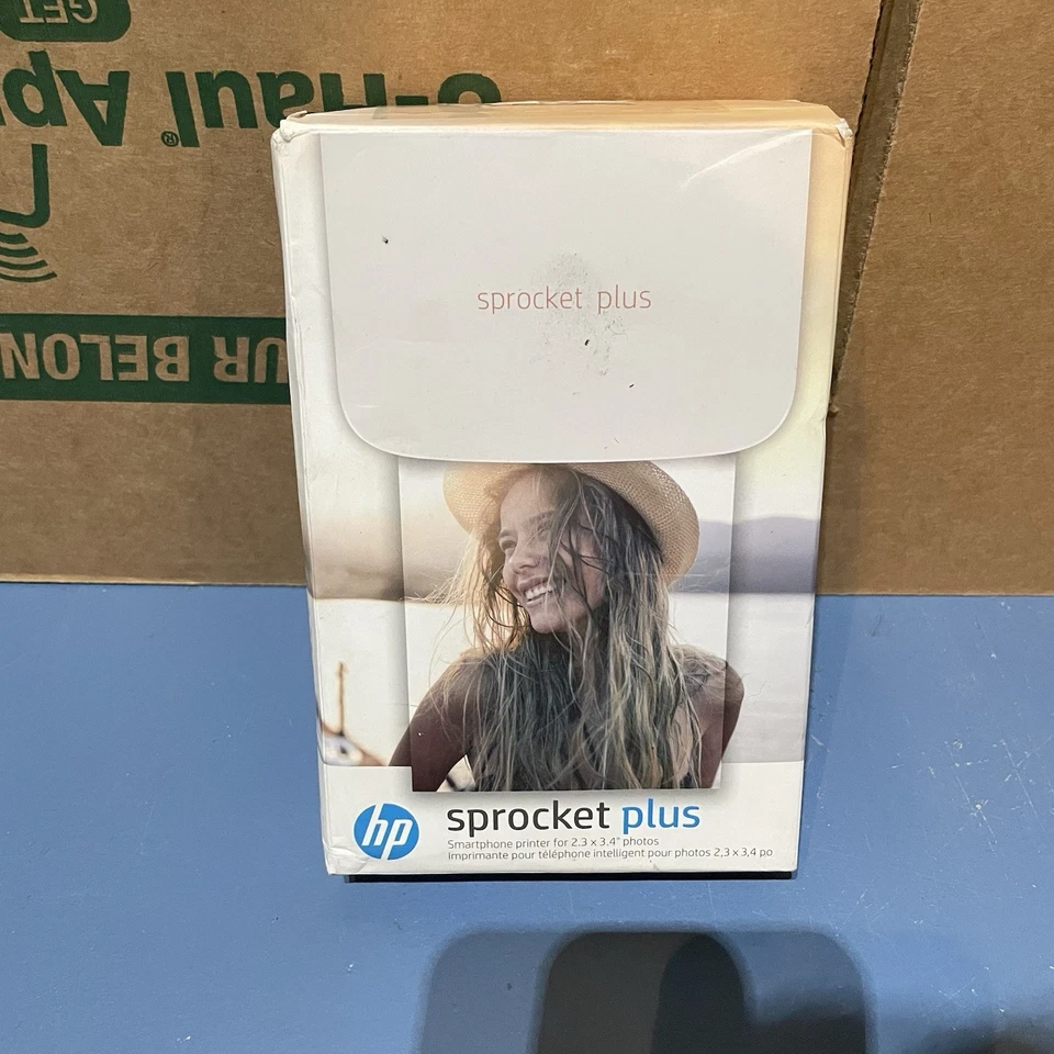 HP 2FR85A Sprocket Plus Instant Photo Printer - Plus White, Slightly Used, A2 - Image 1 of 3
