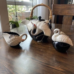 Rare Vintage Fits And Floyd “Tsuru” Collection, Teapot, Creamer, Sugar Bowl - Picture 1 of 8