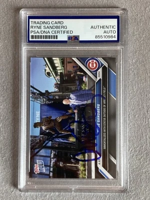 CUBS- RYNE SANDBERG AUTOGRAPH 2024 TOPPS NOW STATUE WRIGLEY FIELD PSA SLAB 84 - Image 1 of 2