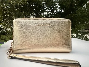 Michael Kors Jet Set Travel Wallet Zip Around Phone Case Pale Gold Wristlet - Picture 1 of 12