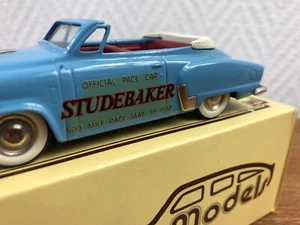 BROOKLIN Made in UK ref BRK 17x 1952 Studebaker Commander Pace Car + Boite / Box - Picture 1 of 8
