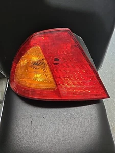 2000-2002 Toyota Avalon Tail Light Assembly Quarter Mounted OEM Left LH - Picture 1 of 1