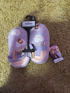 NWT Girls Toddler Disney Frozen Slippers Size 6/7 - Picture 1 of 2