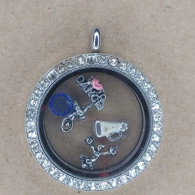 Megáfono Origami Owl mediano plateado cristal medallón danza animadoras  Foto 1 de 4