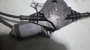 97 FORD CROWN VICTORIA RIGHT FRONT Window Regulator  - Picture 1 of 9