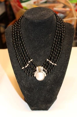 Collar Gargantilla Vintage Cartier Mabe Perla 18K y Esterlina 5 Hilos Cuentas de Ónix Foto 1 de 4