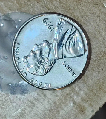 Rare Error 1999 Penny Non Magnetic  - Image 1 of 4