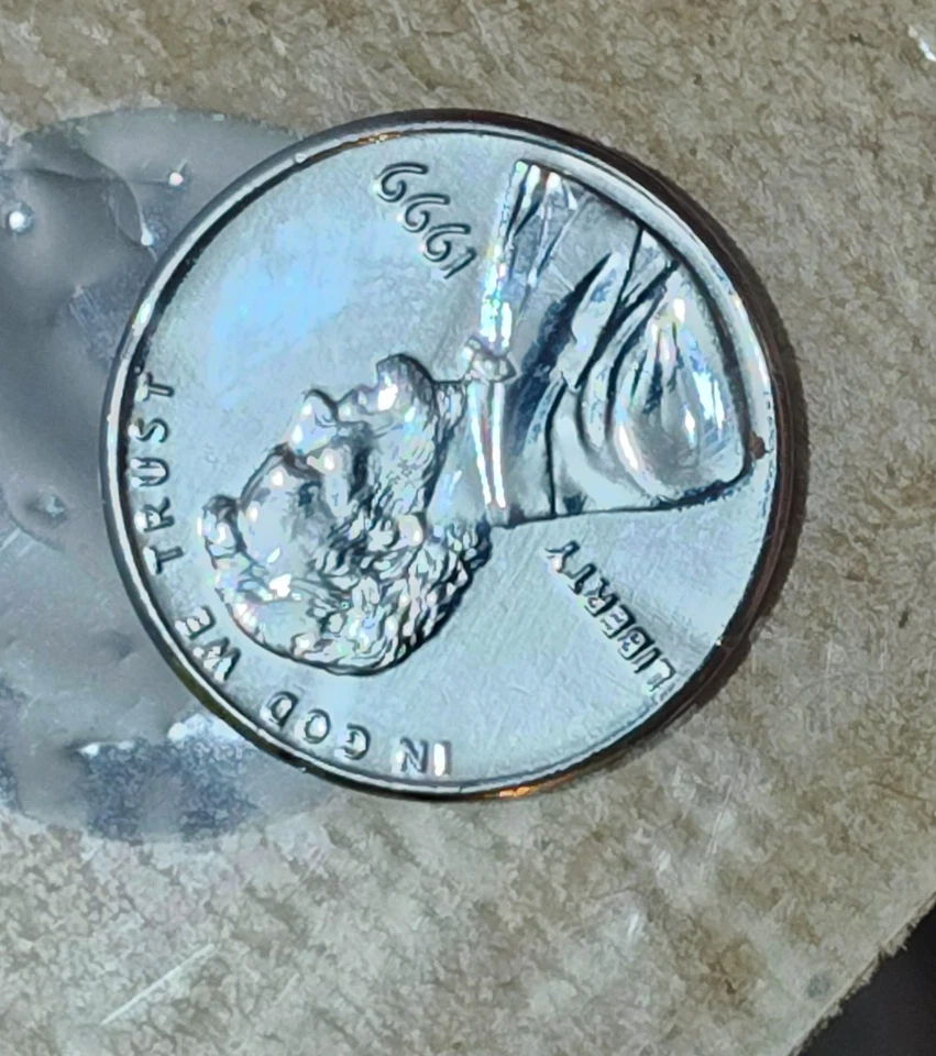 Rare Error 1999 Penny Non Magnetic  - Image 1 of 4