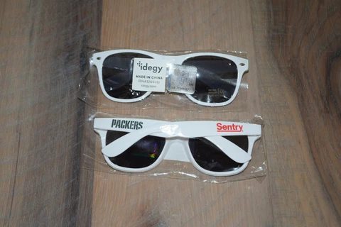NEW LOT Green Bay Packers IDEGY Sunglasses Sentry Season ticket Holder Gift Cover