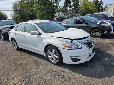 Condensador de aire acondicionado usado se adapta a: Nissan Altima 2015 grado A Foto 1 de 4