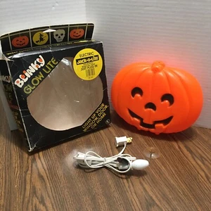Blinky Glow Light HALLOWEEN Blow Mold Pumpkin  with Box - Light & Suction Cup - Picture 1 of 11
