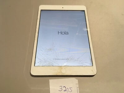 APPLE IPAD MINI A1432 WIFI 16GB WHITE SILVER 3205 - Image 1 of 4
