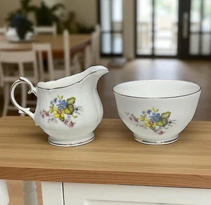 Duchess Bone China Creamer Open Sugar Bowl Set Rhona 400 Pattern England EUC - Picture 1 of 16