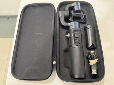 Hohem Stabilizzatore Gimbal Portatile 3 Assi per GoPro - Con Custodia - 4000mAh Bat - Immagine 1 di 4