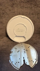 Bezprzewodowy punkt dostępowy Ubiquiti UniFi U6 Pro 4,8 Gbps Wi-Fi PoE - biały - Zdjęcie 1 z 2