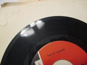 The Ivy League; Tossing and turning on 45 - Imagen 1 de 2