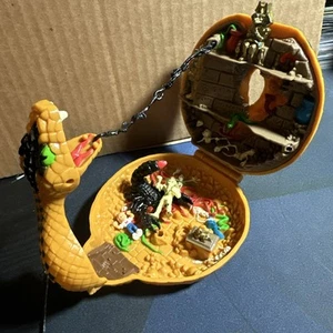 Mighty Max Conquers the Palace of Poison Doom Zone Snake Playset 1992 Complete - Picture 1 of 12