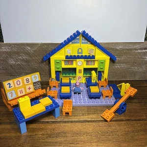 Peppa Pig George Go To School Set Figur Jazwares Bausteine fast vollständig - Bild 1 von 14