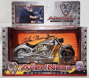 Arlen Ness Iron Legends Silver Black Motorcycle 1:18 Scale Die-cast Toy Zone NIB - Picture 1 of 6