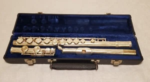 Gemeinhardt Closed Hole Student Flute M2 Ready To Play! - Picture 1 of 18