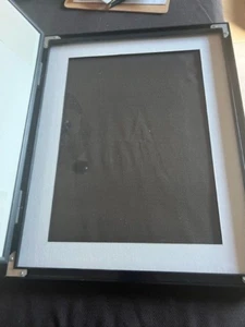 11 x 14  Letter/ Mag/Photo Picture Frame - Front Opening & able to Change Art - Picture 1 of 14