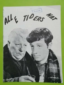 Vintage Danish Film Program. "Un singe en hiver" Jean Gabin.Belmondo. - Picture 1 of 5