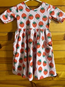 Hanna Andersson Pink Strawberry Skater Dress w/Pockets EUC Girls Size 110 ( 5 ) - Picture 1 of 2