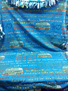 Beatles Fleece Lennon & McCarthy Krawattendecke. 70"x56" Magical Mystery Tour. WARM - Bild 1 von 11