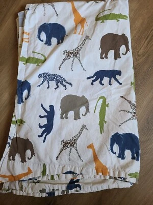Sábana plana doble Pottery Barn Kids "Animales de la selva" Foto 1 de 4