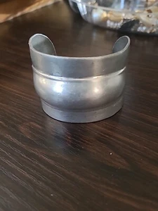 Signed ROBIN KAHN Back To The Future Modern Pewter Cuff Bracelet Vintage - Picture 1 of 6