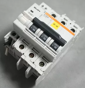 Merlin Gerin Multi9 C60 C35 Circuit Breaker Type-C, 60A, 3 Pole, w/ MX+OF Switch - Picture 1 of 5