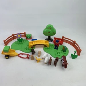 Playmobil Vintage Set Parco Albero Animali Gatto Cane Uccellino Geobro 1990 Recinzione 2006 - Foto 1 di 9