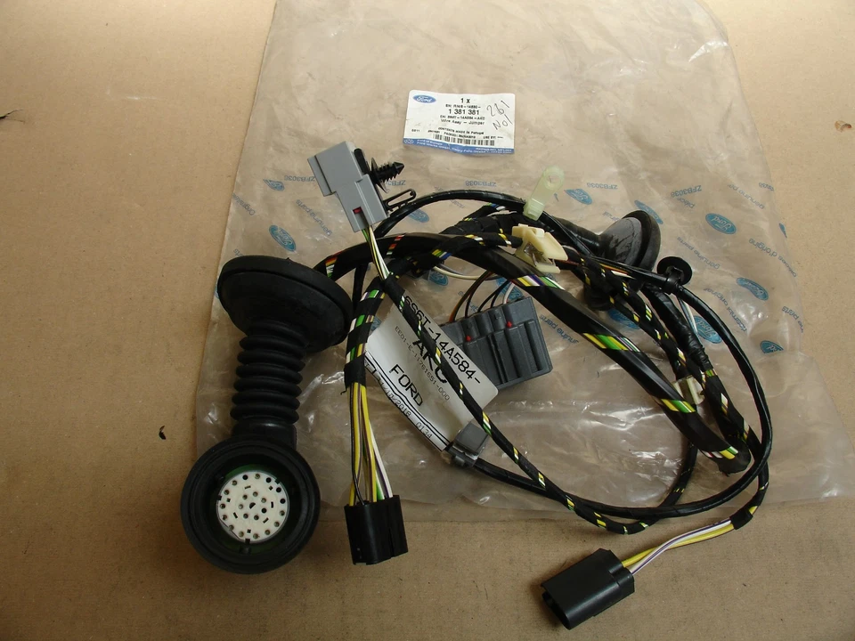 1381381 Wire Assembly Electrical Connector Harness for Ford - Image 1 of 1